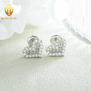 INS new best selling S925 silver inlaid moissanite heart-shaped earrings wholesale supply simple earrings
