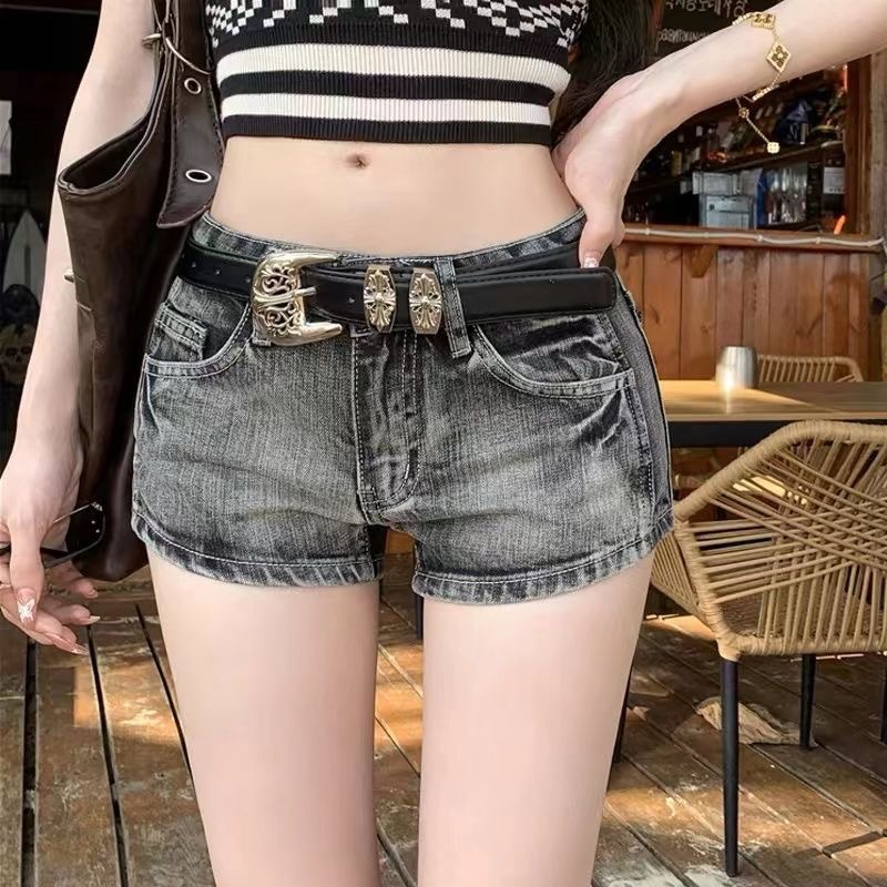 美式复古辣妹低腰短牛仔裤夏季新款小个子修身显瘦弹力包臀热裤女