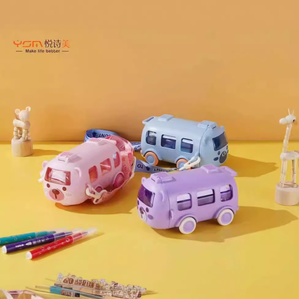 Nuevos niños tazas de plástico automóviles niños tazas de plástico divertidas tazas de paja - 500ml bebés autobús porta tazas de agua personales