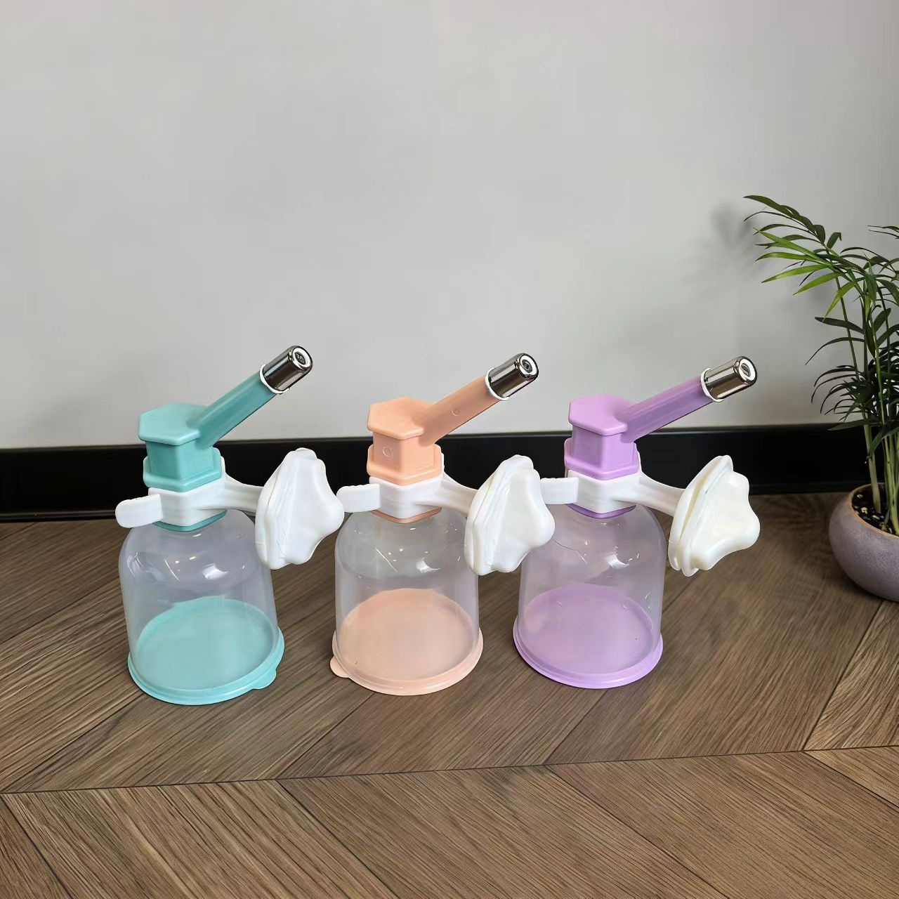 Personalizada mascota colgante hervidor de agua estilo gato perro mascota bebida automática para colgar jaula portátil