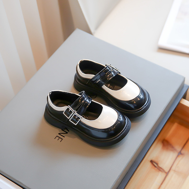 Zapatos de cuero para niñas 2023 otoño nuevo estilo coreano zapatos para niños moda Mary Jane zapatos para niños zapatos de princesa para niñas