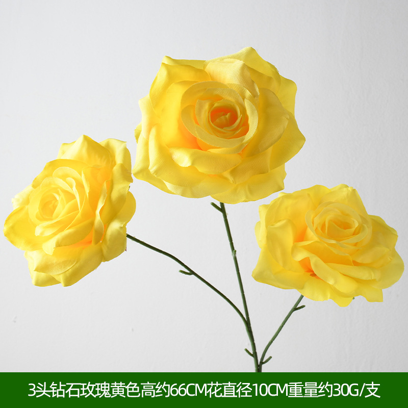ดอกกุหลาบเพชร 3 หัว สีเหลือง