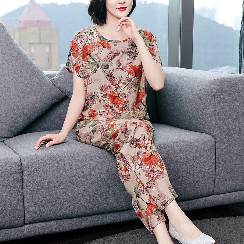 Pajamas for Women Summer Short-Sleeved Thin Cotton Silk Women's Middle-Aged and Elderly Cotton Silk Summer Large Size Elegant Can Be Worn Outside Home Clothes