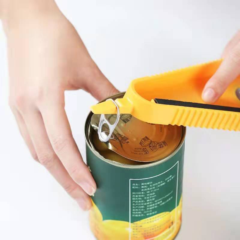 缶詰の神器を開ける多機能の栓抜きは滑り止めです。|undefined