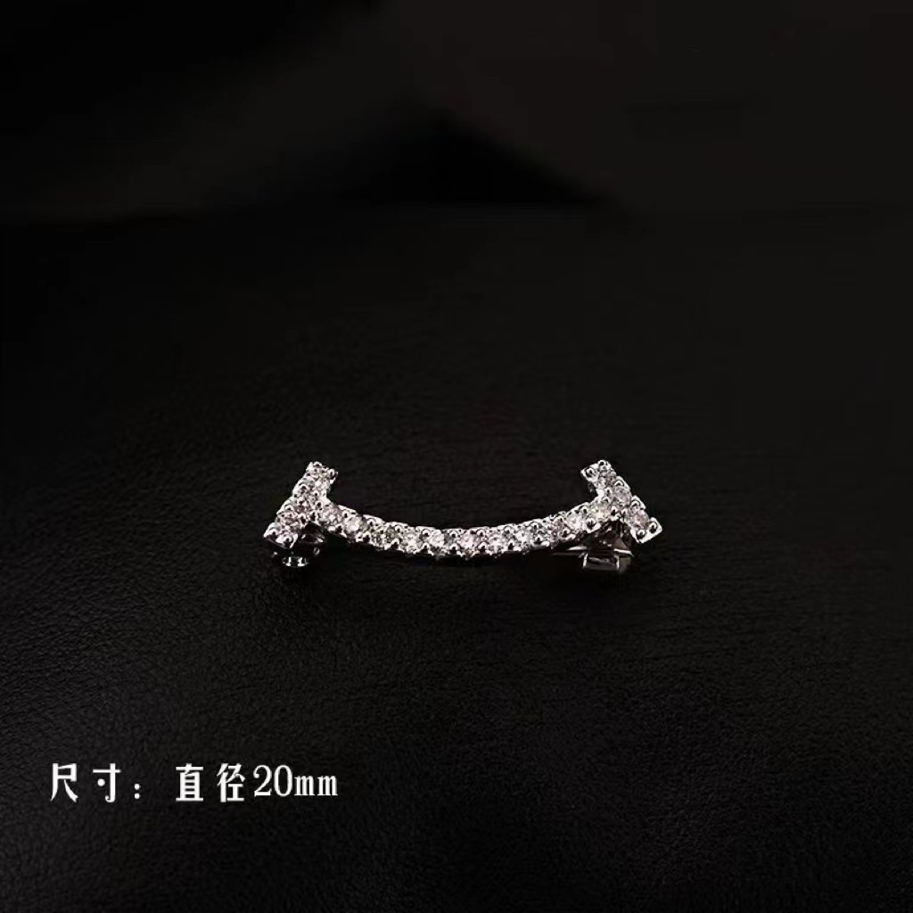 Mini anti-luz adorable camisa sonriente collar fijo pin pequeño accesorios de cuello en v delicado broche de moda versátil image 5