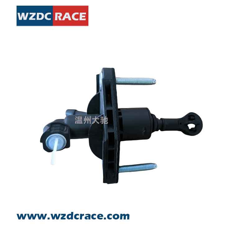 Bombas maestras de embrague para plástico SUZUKI SWIFT 23810-68L21   23810 - 68L20 (en inglés)