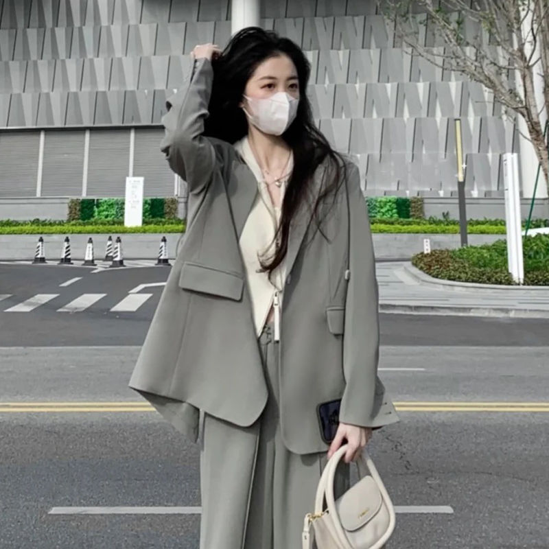 灰色小西装外套女2025春秋新款时尚两件套装小个子感宽松休闲西服|undefined