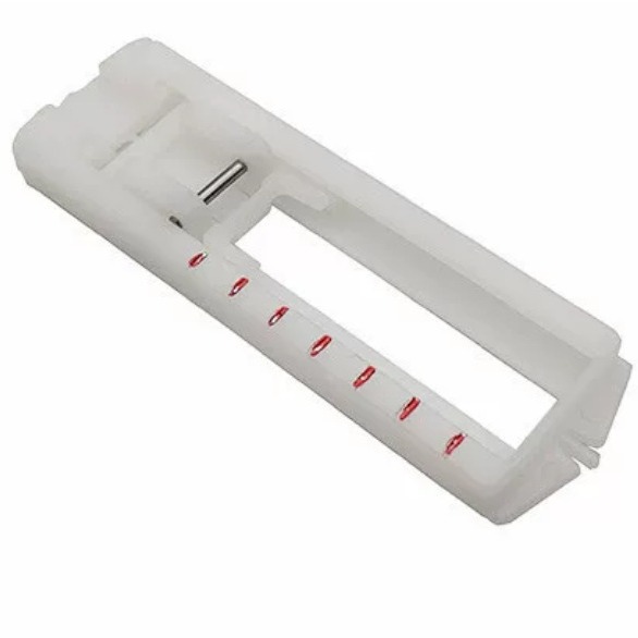 四步锁扣眼 压脚锁眼器 压脚 家用电动多功能缝纫机 7302压脚配件