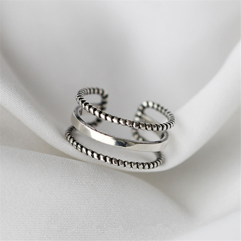 Punk retro apenado flor en forma de serpiente anillo de la estrella personalidad de alto sentido plata tailandesa Hipster anillo de entrega de una sola pieza femenina