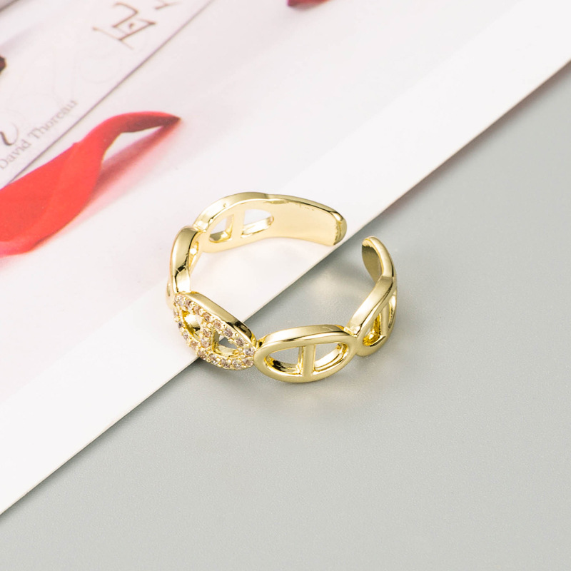 Simple Temperament Multi-layer Hip-hop Ring Copper Gold-plated Micro-set Zircon Open Couple Ring Jewelry display picture 4