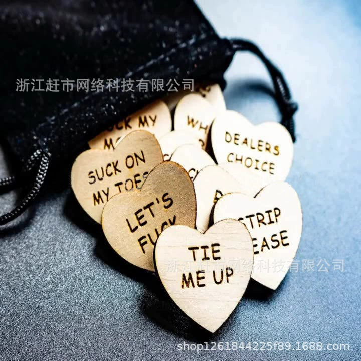 Популярные кросс-граничные забавные деревянные токены в форме сердца, круглые деревянные таблички для Дня святого Валентина, веселье для пар и взрослых