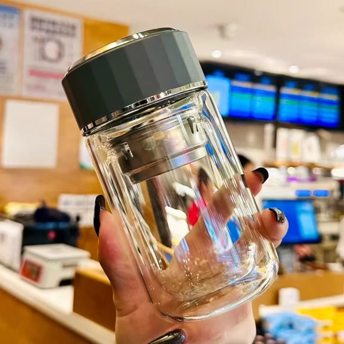 2025 tazas de agua nuevas damas de alto valor de separación de tazas de té tazas de doble vidrio portátiles tazas de té compactas