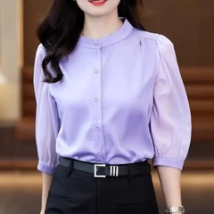 2025 夏の女性用シャツ、ファッショナブルで人気のある新しいスタイル、ゆったり、スリム、年齢を軽減するシャツ、涼しいシルクの気質のトップス