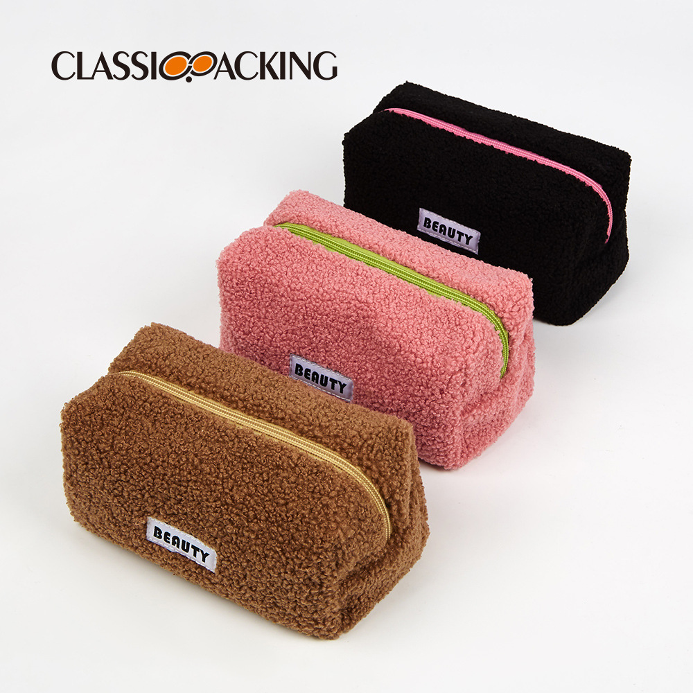 Bolso de felpa de diseño original del fabricante, bolsa de almacenamiento de productos portátiles para el cuidado de la piel de gran capacidad, bolsa de cosméticos nueva 2025