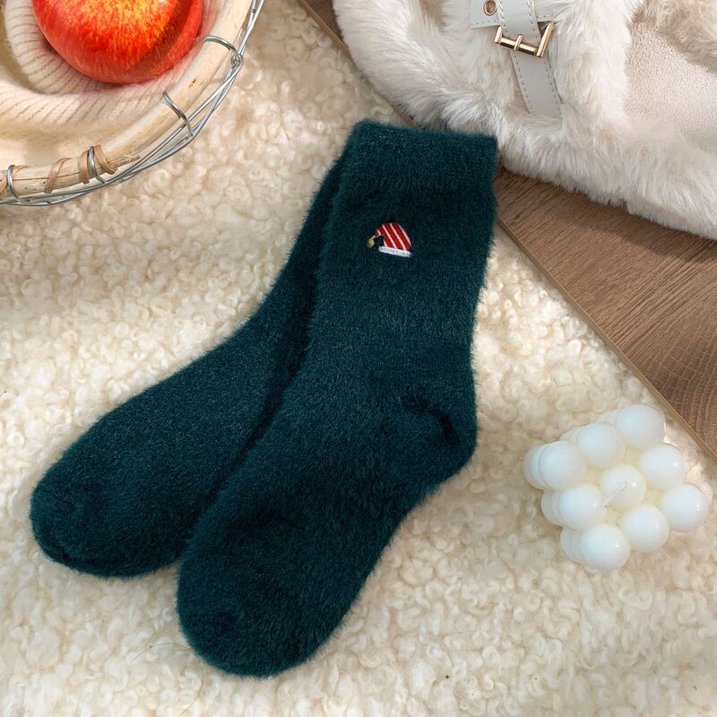秋冬の靴下の女性の刺繍のクリスマスの靴下はかわいいです。|undefined