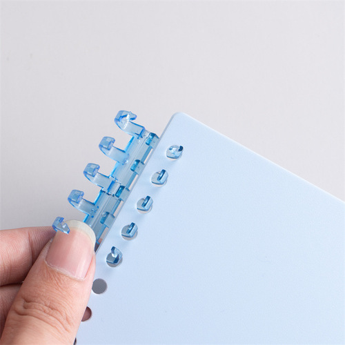 Factory direct sales a4 loose-leaf book cover diy homemade plastic cover 30 holes a5 frosted pp loose-leaf book cover