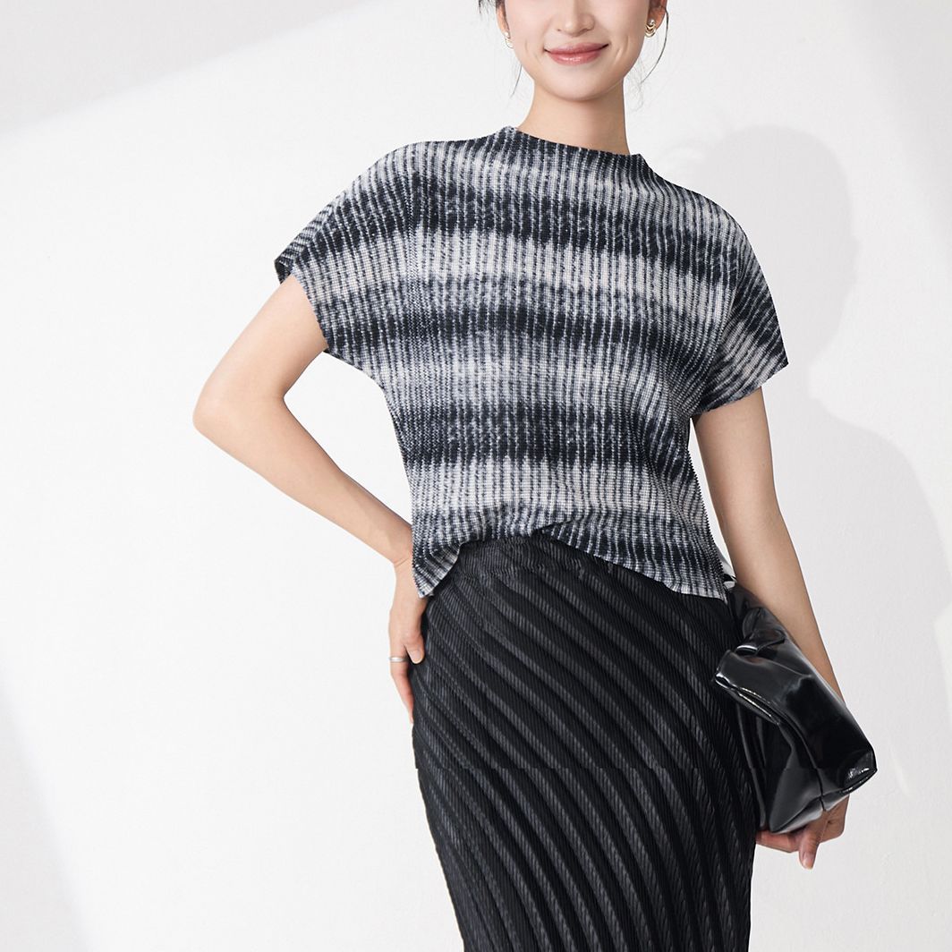 검은색
