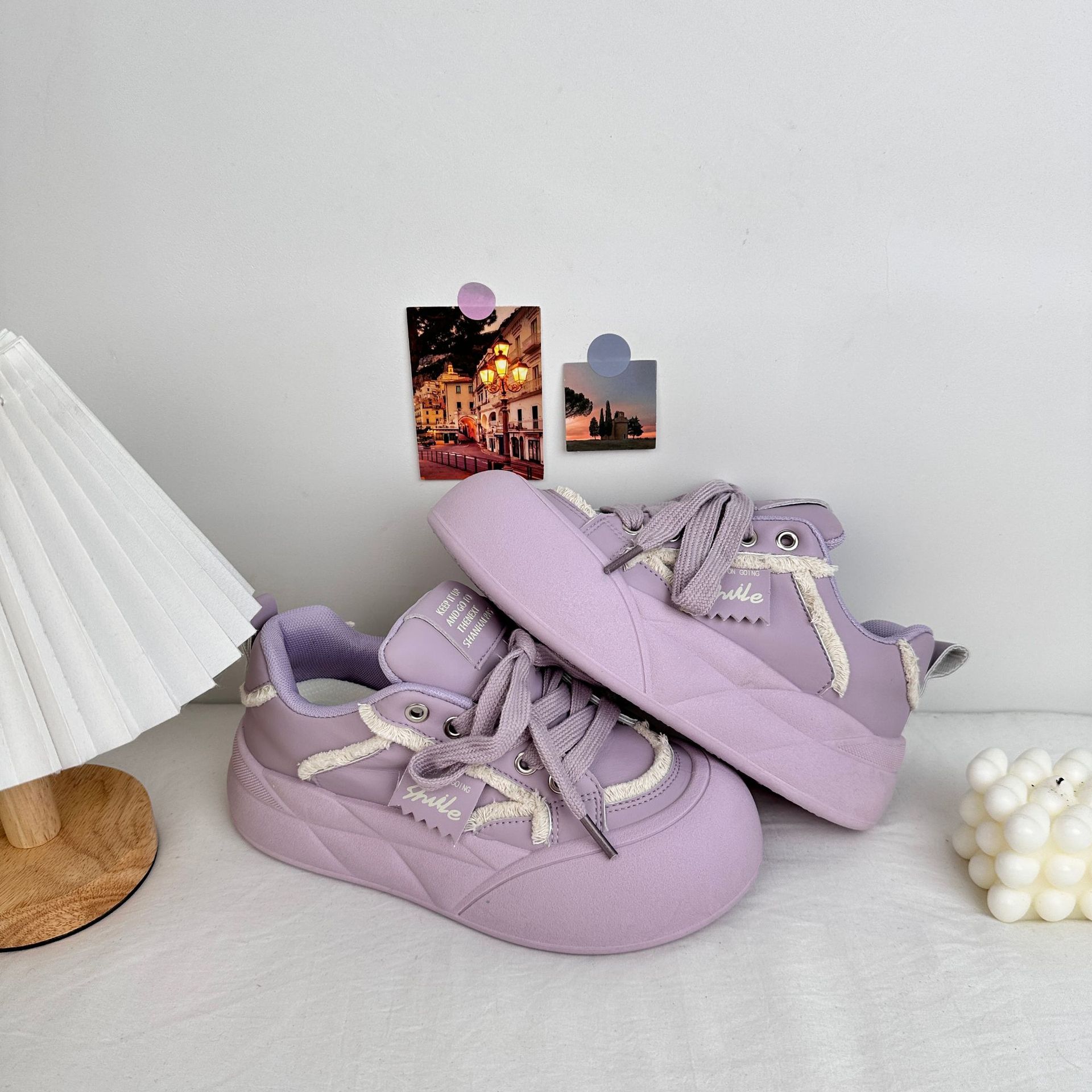 Yuanbo 2025 primavera nuevo estilo plataforma baja zapatos de tabla estudiantes zapatos de lona casuales deportivos zapatos de cabeza grande de todo fósforo