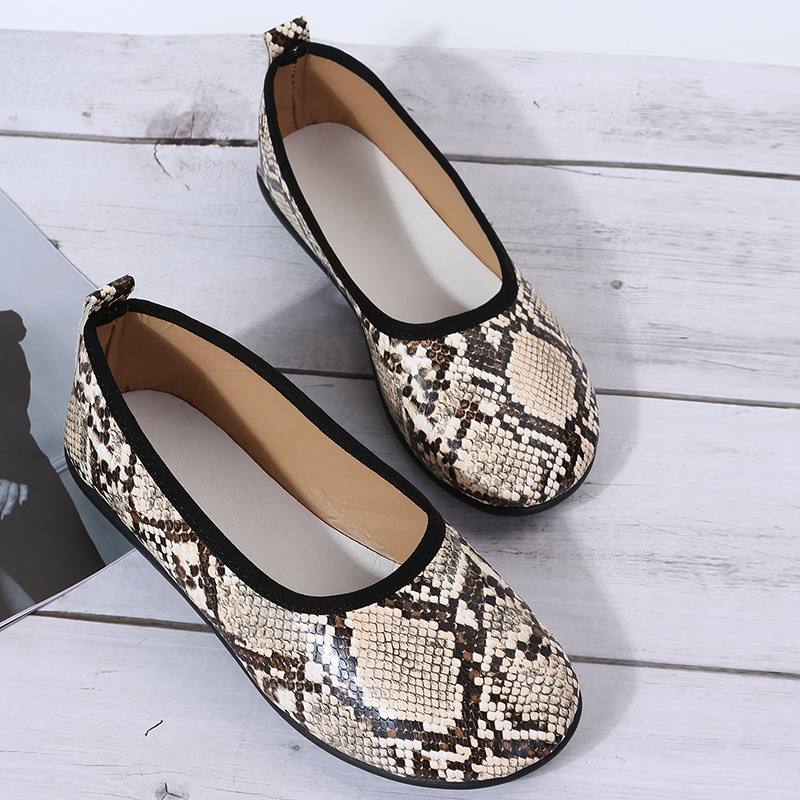 Snake Pattern Round Head Flat Bottom Shoes NSYBJ104643