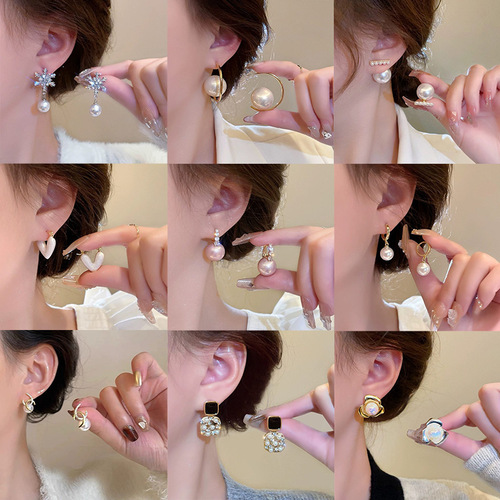 S925 Silver Pearl Stud Earrings for Women, Lightweight Luxury, High-End, Niche, Fashionable and Versatile Earrings for Spring/Summer 2025, Wholesale