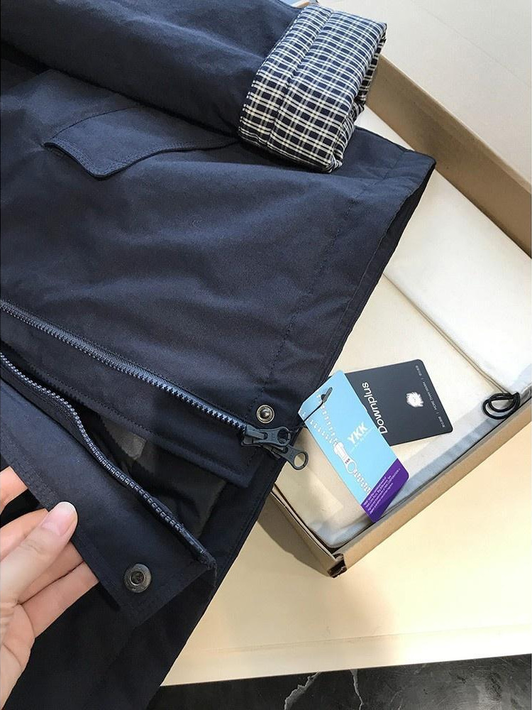 Japanese-Style Workwear with an Artistic Flair, Combining Fashion and Unique Personality! 95% White Goose down Hooded down Jacket G102906