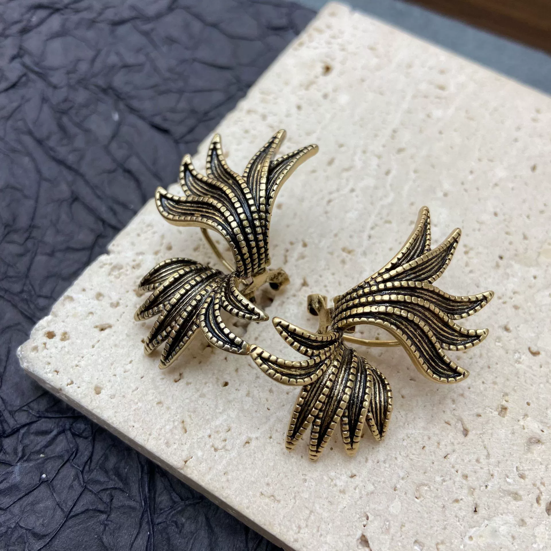 Golden retro brooch, earrings, set, European style, light luxury style