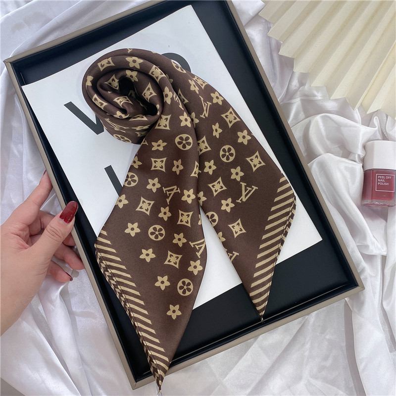 Silk scarf women's spring and autumn decorative scarf factory wholesale spring Joker business silk scarf 70cm small square scarf Silk scarf women's spring and autumn decorative scarf factory wholesale spring Joker business silk scarf 70cm small square scarf