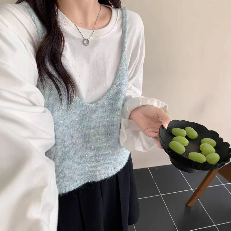 2025 Autumn Solid Color V-Neck Knitted Camisole Sweater Vest Women's Short Style Layered Outerwear Loose Fit