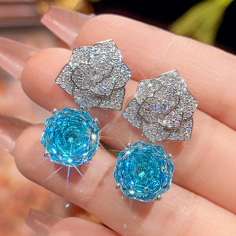 2025 venta caliente Zhuangshengsheng joyería simulación rosa corte mar azul pétalos colgante conjunto piedra principal 12mm al por mayor