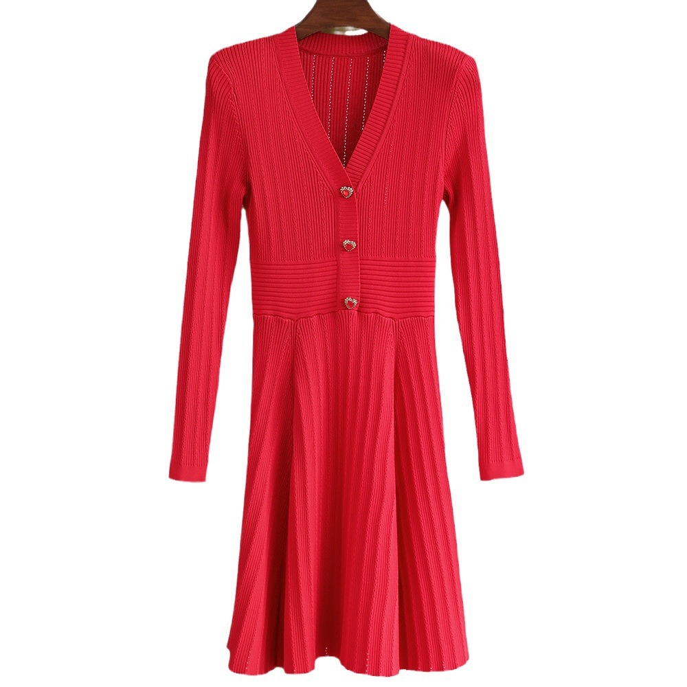 Vêtements pour femmes automne et hiver nouvelle robe rouge à col en V tempérament slim bouton d'amour jupe tricotée jupe courte en ligne A_voghion.com
