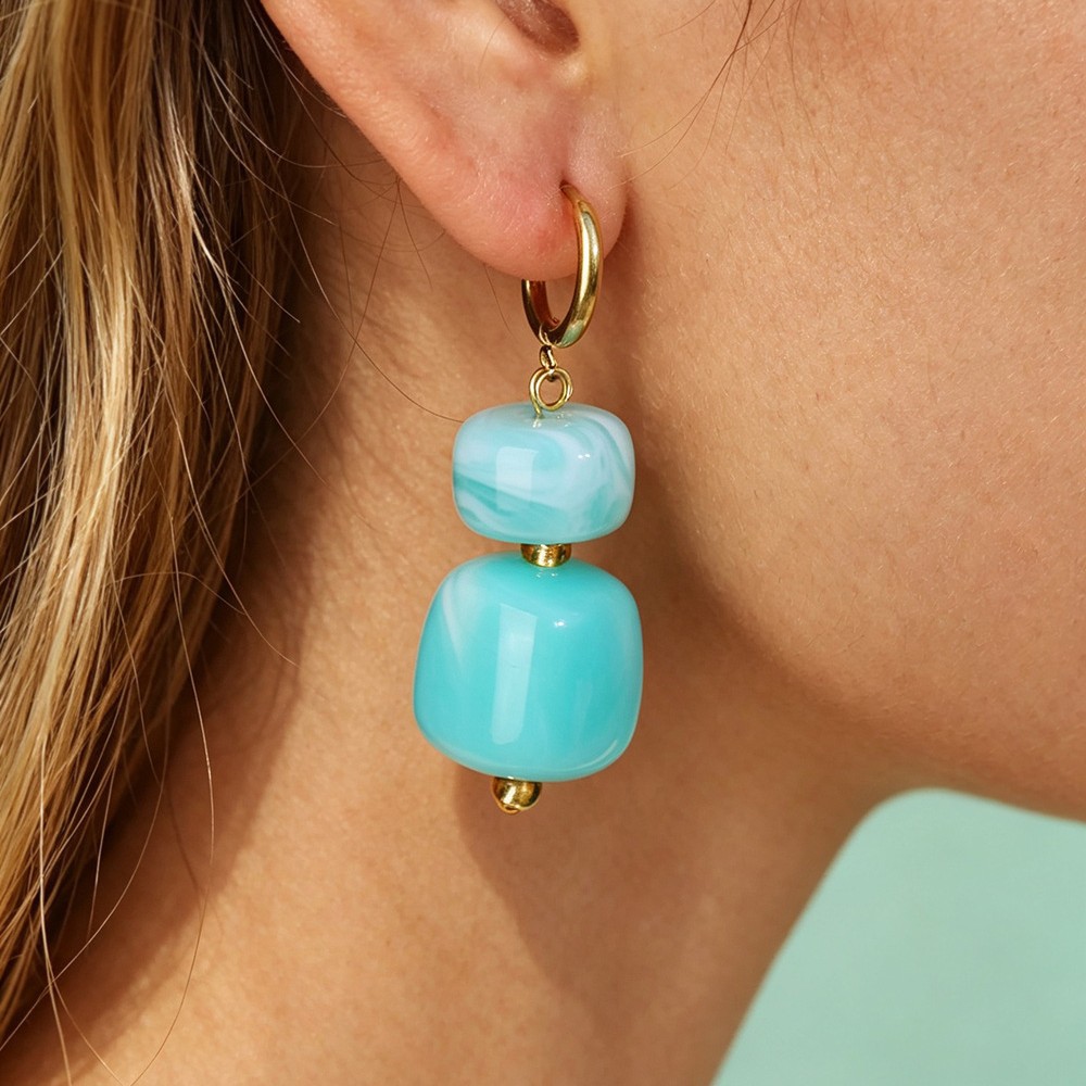 European and American cross-border fashion accessories, simple and versatile dopamine resin gradient double-layer square bead pendant titanium steel earrings