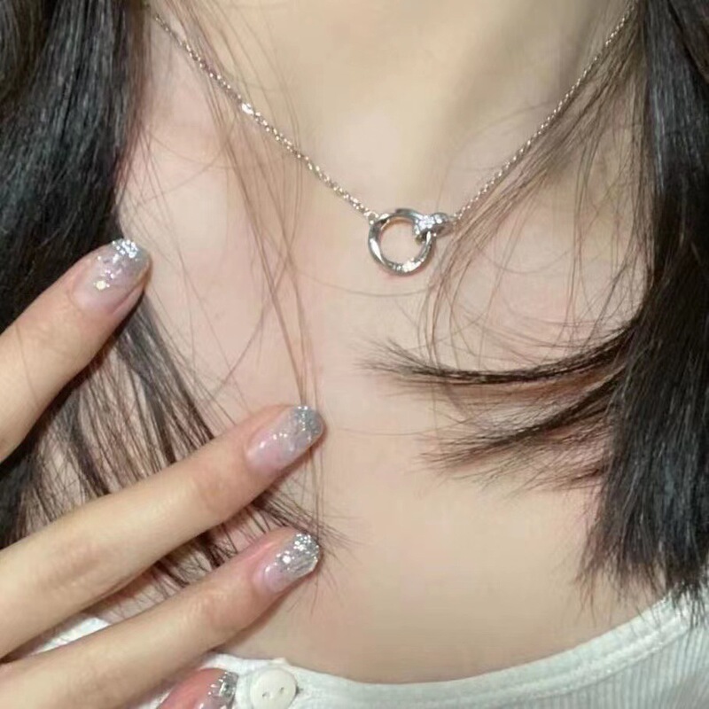 Silver Ring-link Mobius Necklace Women's ins Light Luxury High-end Sense Students Send Male Girlfriend Collarbone Chain for Women Silver Ring-link Mobius Necklace Women's ins Light Luxury High-end Sense Students Send Male Girlfriend Collarbone Chain for Women