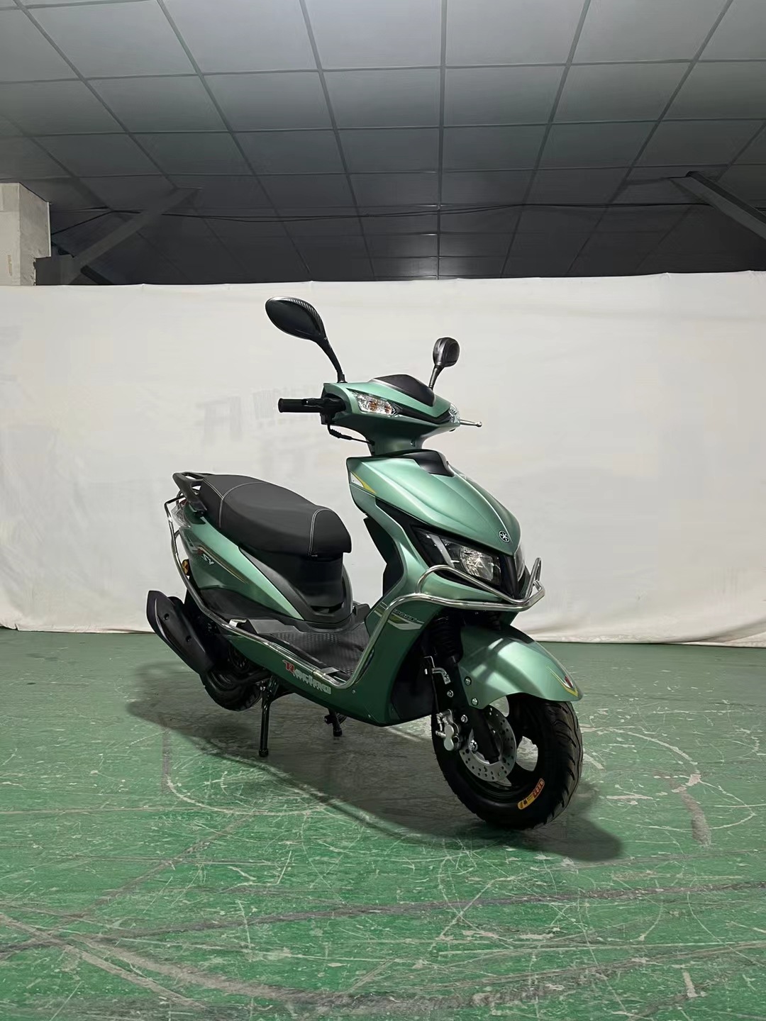 Cross-Border Exclusive Supply of Angel-Eye Motorcycles, Scooters, Fuel-Powered Motorcycles, Long-Lasting and Fuel-Efficient Scooters