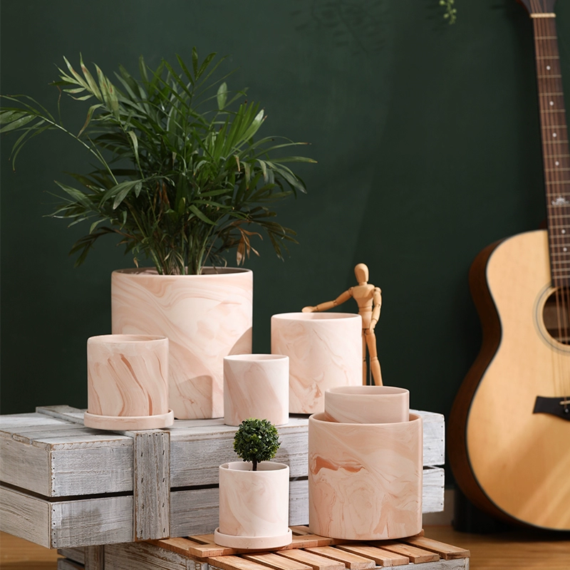 Натуральный маккиато, красный и белый глиняный горшок