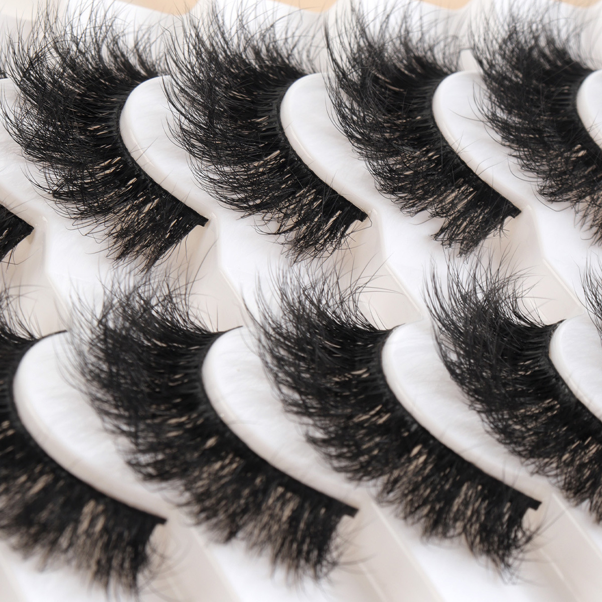 Europa y los Estados Unidos de comercio exterior venta caliente pestañas fritas pestañas falsas pestañas densas estereoscópicas al por mayor pestañas siete pares de pestañas