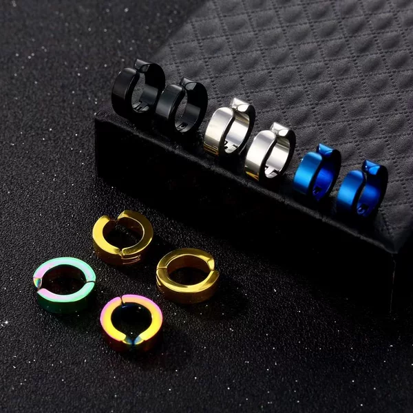 Black Punk Earrings for Men and Women, Stainless Steel Earrings, Cross-Border Titanium Steel Non-Pierced Ear Clips, Ear Accessories, Japanese and Korean Ear Jewelry
