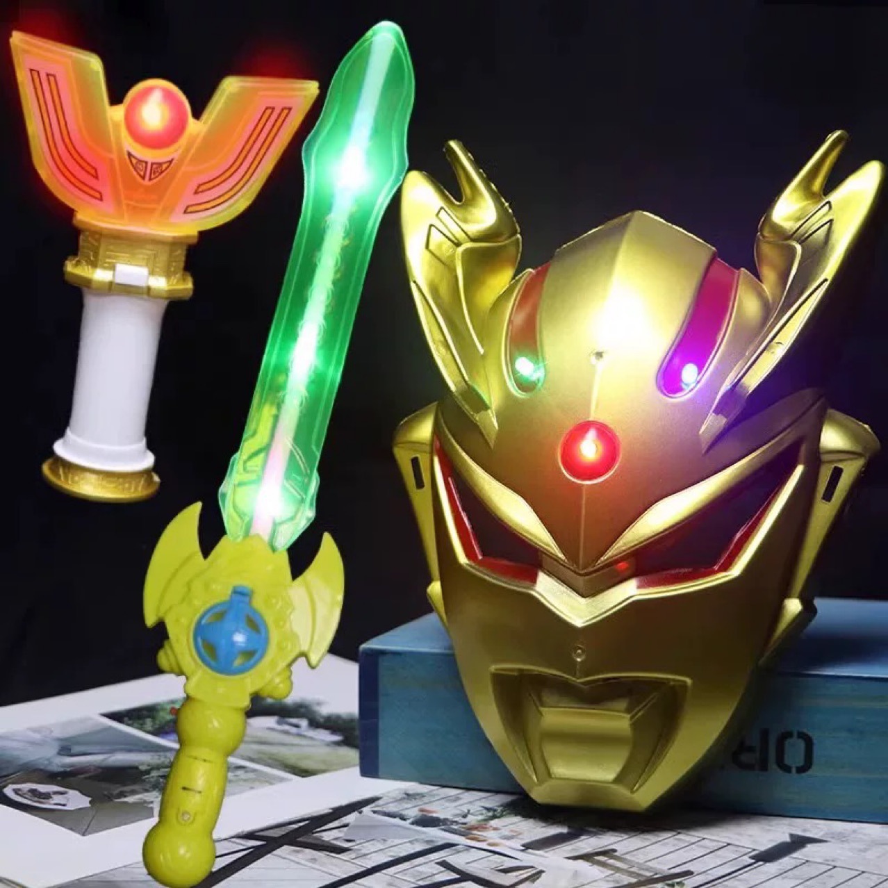 Cerro Autot máscara de niños luminosa máscara de casco de Digia Cerro armas juguetes para niños espada cuerpo