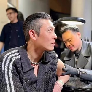 �F؛���� 25�¿� Jennieꐹ�ϣͬ�� �W���U��Polo�I����T������