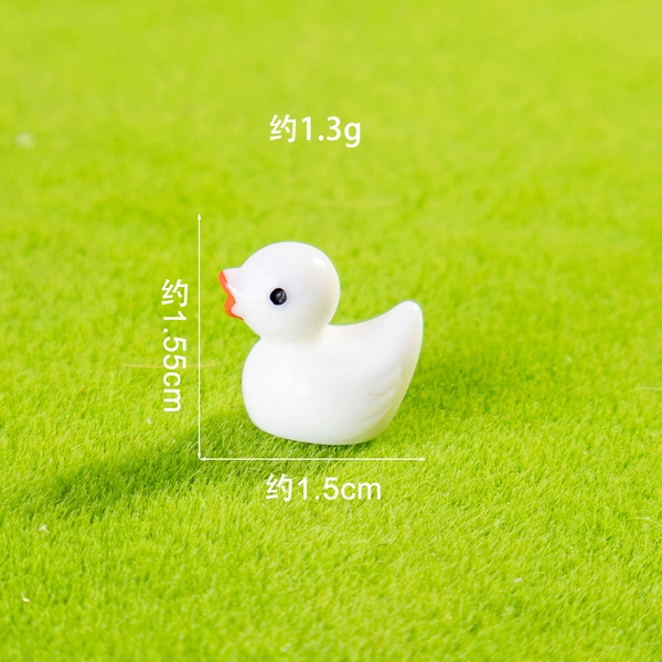 Duckling-solid color white