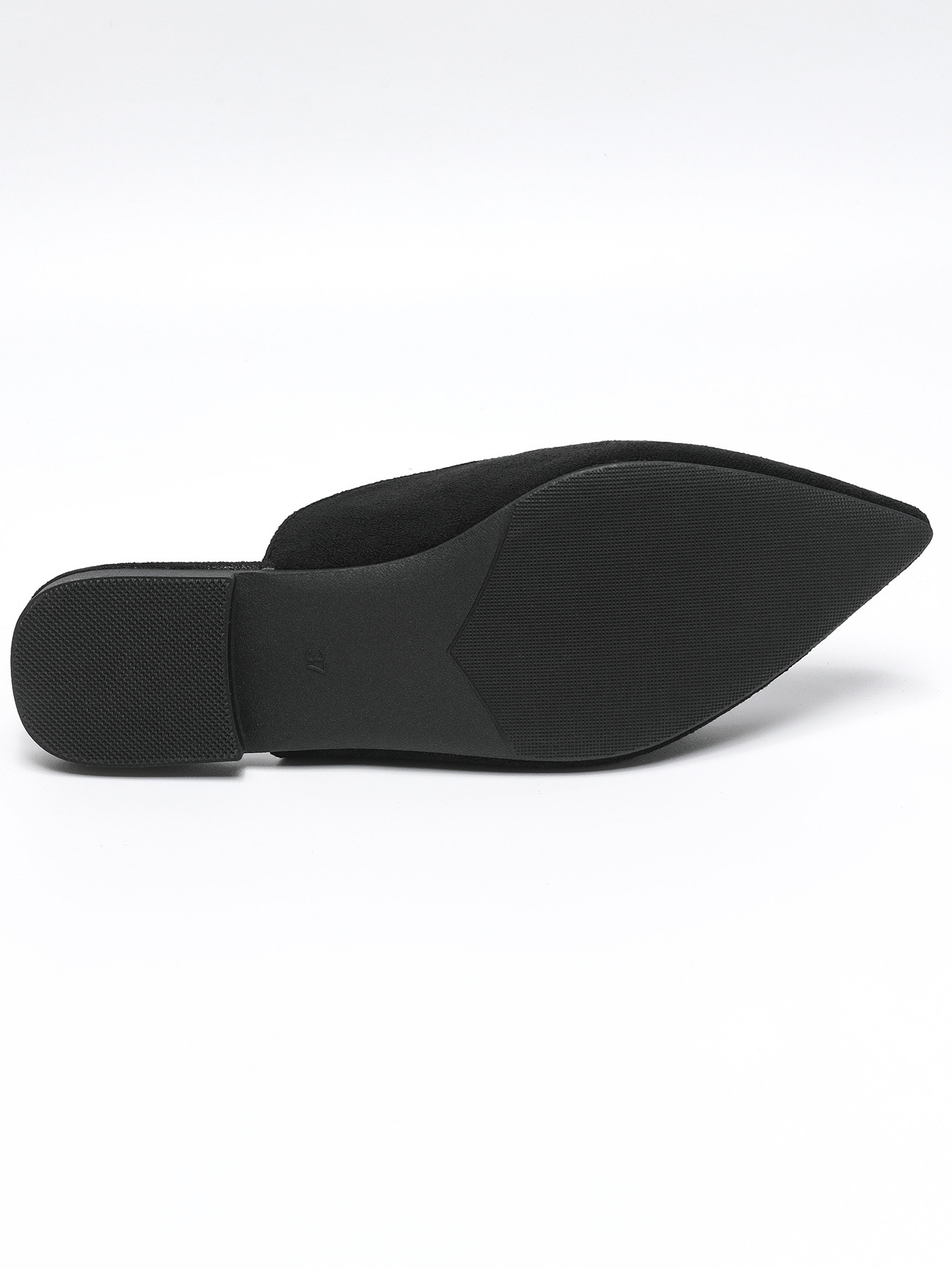 Grenzüberschreitender Naher Osten-Stil Sommer lässiger Stil neue Mode einzelne Schuhe spitz flache Unterseite Baotou große Quaste Außenhandel Großhandel_voghion.com