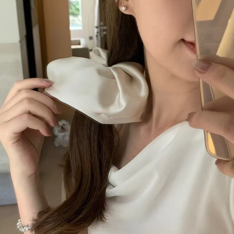 29g Weight Hair Tie Hair Accessories Type 1 Piece Quantity Casual, Holiday, Street Occasion satin Material Solid Color Pattern All Seasons Season Women's Gender Elegant, Lady, Advanced Sense Style Elegant Lady Advanced Sense Women's Solid Color Satin Hair Tie 5