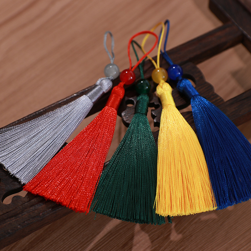 Gift Box with Hanging Tassels, Vertical Small Tassels, Wrinkle-Resistant Ultra-Fine Polyester Ice Silk Fringe, Fan-Shaped Bookmark with Fringes, Gift Box with Tassel Hanger