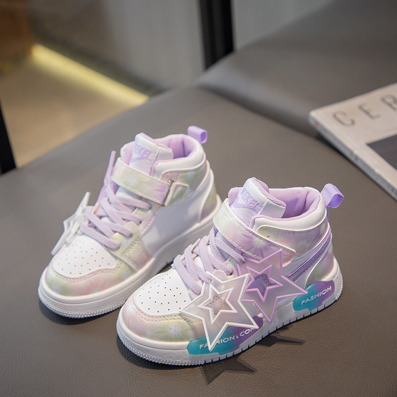 Zapatillas altas para niños 2023 otoño nuevas zapatillas deportivas estrella para niñas medianas y grandes para niños antideslizantes de fondo suave zapatos Casuales