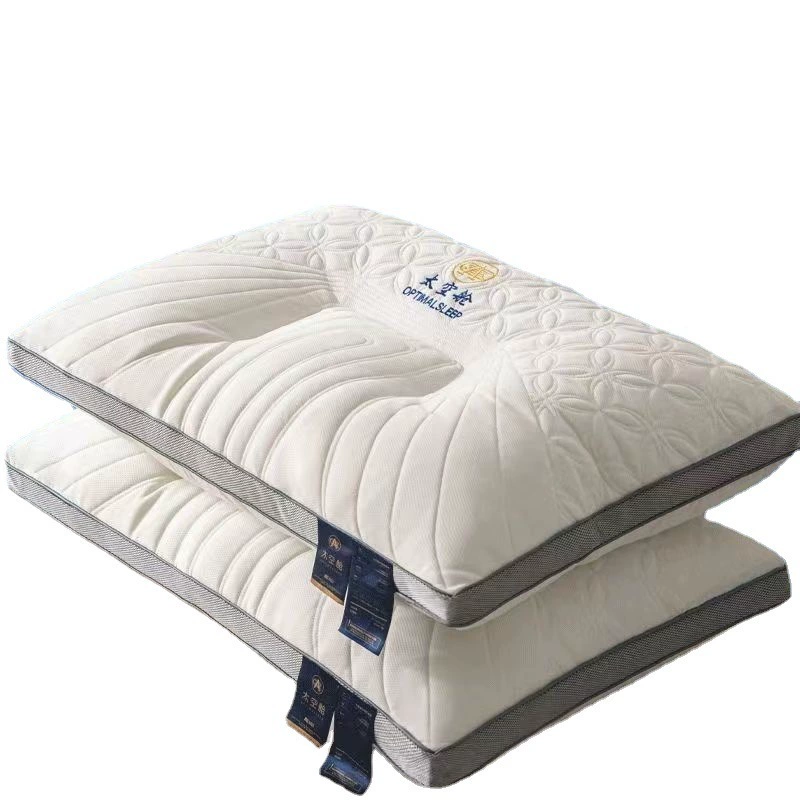 Space pillow for home use, with neck protection