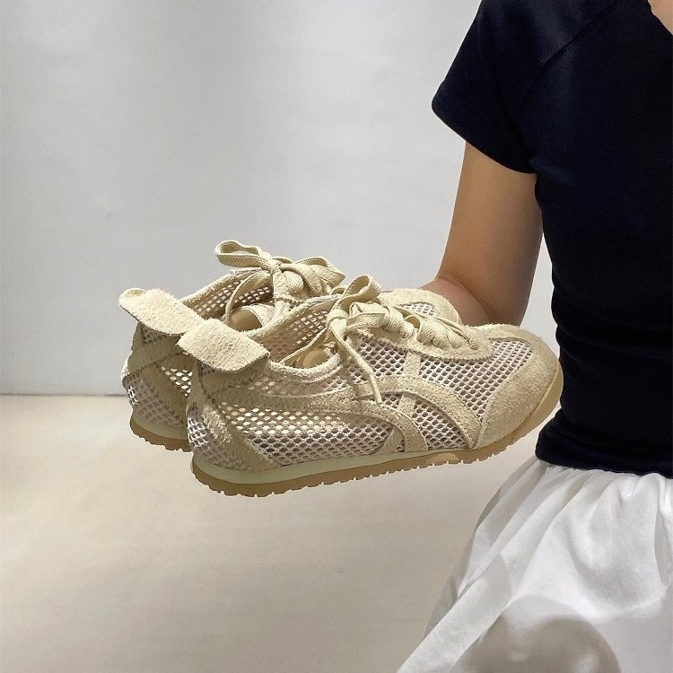 Zapatos de plataforma para correr de suela gruesa de fondo plano deportivo de ocio transpirable, estilo fino de verano, malla de fondo suave de una sola malla, zapatos de entrenamiento de Forrest Forrest para mujer