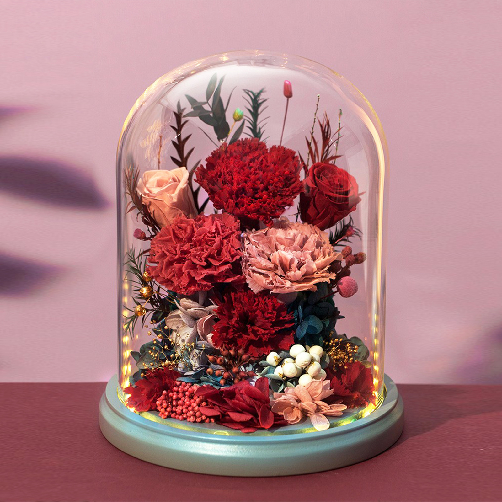 Venta al por mayor de fábrica de adornos terminados con cubierta de vidrio de claveles de flores eternas, regalo del Día de la Madre para mamá y ancianos, regalo de alta gama.
