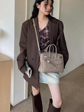 ����ͬ��rock�u�L�K�����ƤŮ���r�д������i��朗l����P���Ů