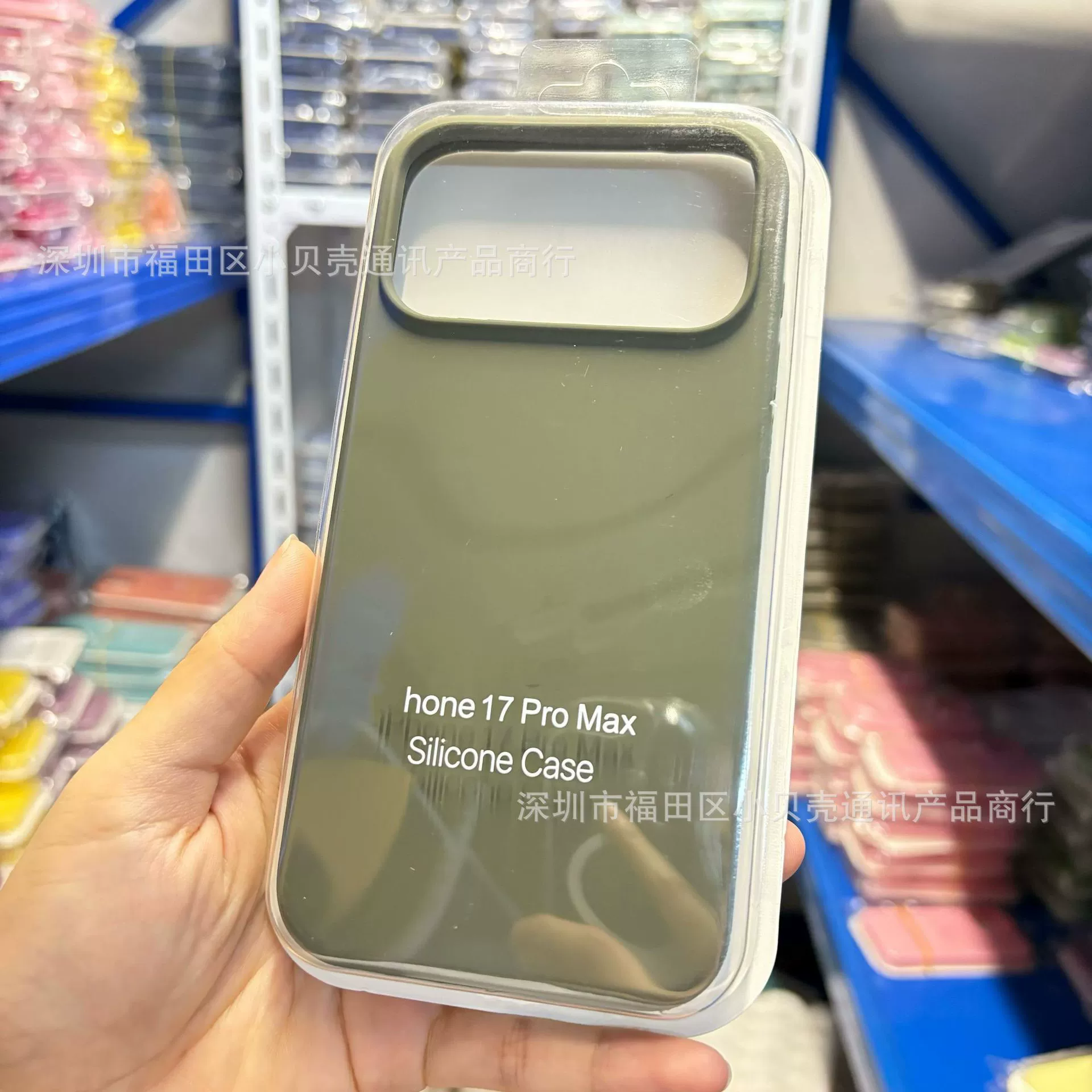 Protective Silicone Case Apple iPhone 17 / 17 Pro / 17 Pro Max — camera button, liquid-silicone finish