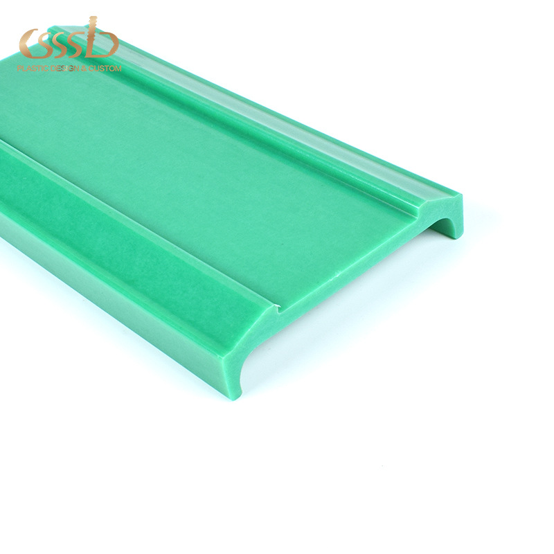 厂家生产PVC鱼缸型材、PVC塑料型材、PVC挤出条、PVC造粒，冰箱挤