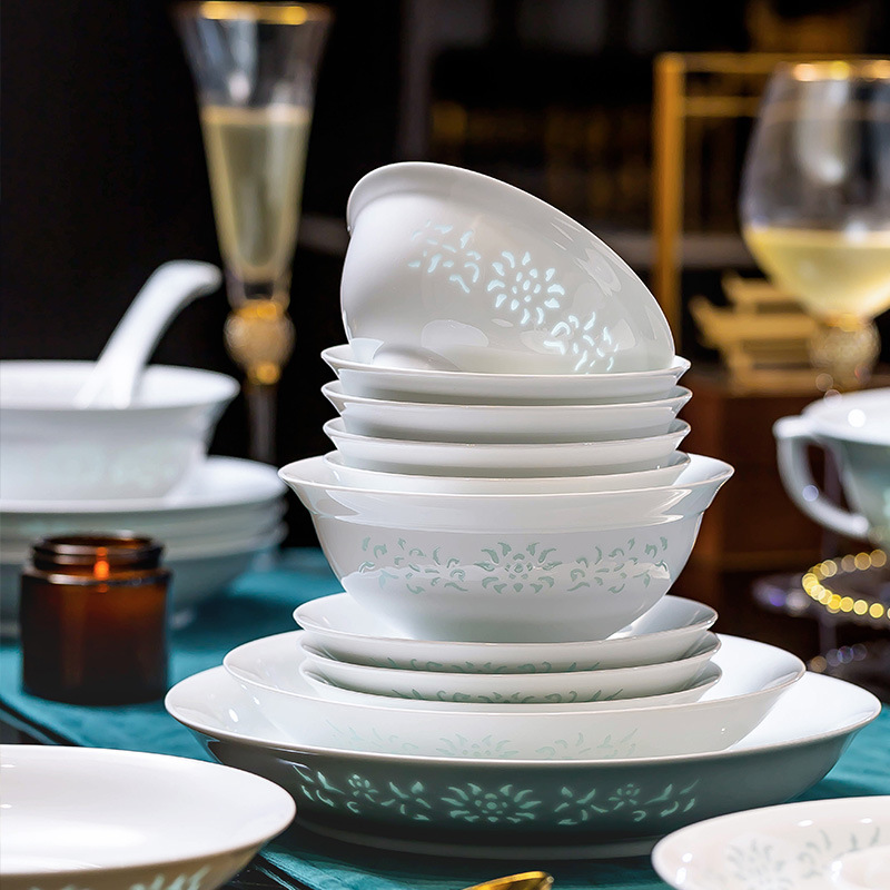 High-End Jingdezhen White Porcelain Exquisite Tableware High-Temperature Underglaze Color Gift Housewarming Ceramic Bowls and Plates for Home Use